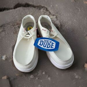 Hey Dude Women’s Wendy Rise Spark White Size 9 New Casual Comfortable Slip On